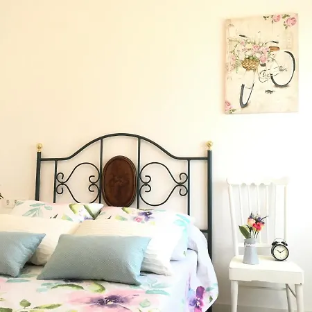Mar Apartment *